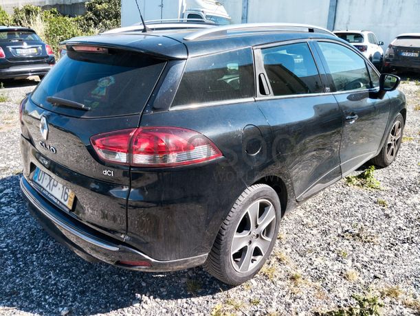 Renault Clio V Grandtour 1.5 DCI · Ano 2015
