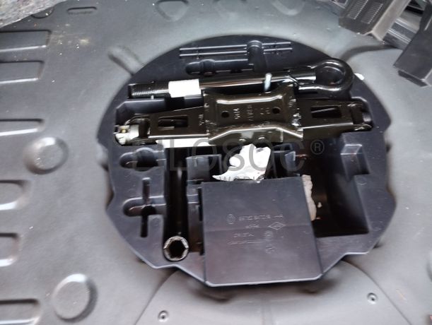 Renault Clio V Grandtour 1.5 DCI · Ano 2015