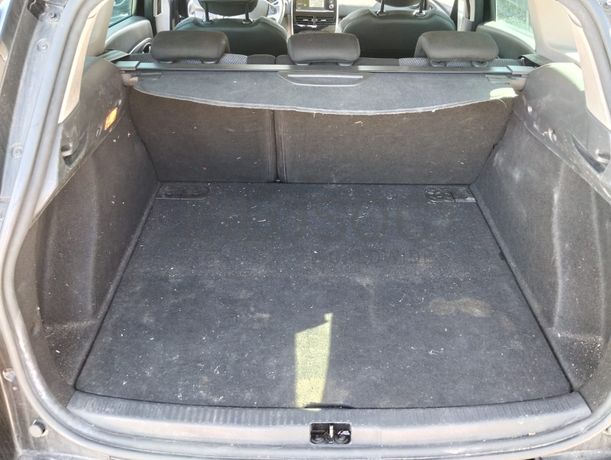 Renault Clio V Grandtour 1.5 DCI · Ano 2015