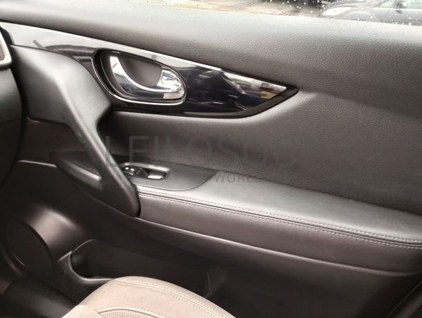 Nissan Qashqai II 1.6 dCi · Ano 2015