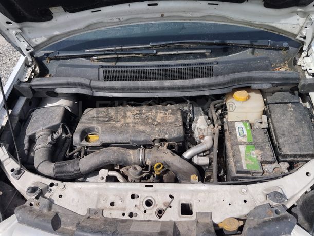 Opel Zafira 1.7 CDTI · Ano 2011