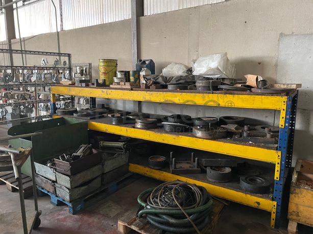 Cunhos · Moldes · Ferramentas Moldes · Máquina Furar