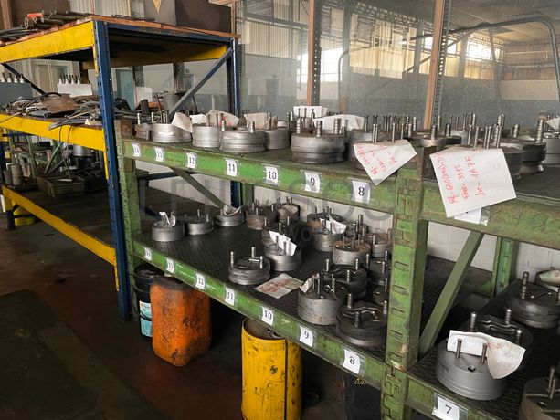 Cunhos · Moldes · Ferramentas Moldes · Máquina Furar