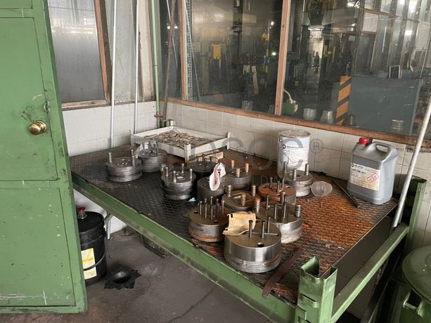 Cunhos · Moldes · Ferramentas Moldes · Máquina Furar