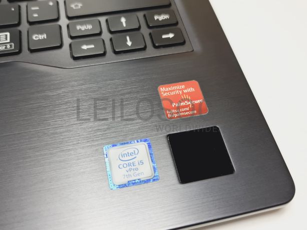 Portátil Fujitsu LifeBook U747