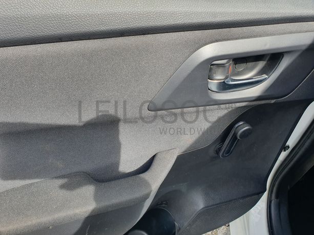 Toyota Auris · Ano 2017