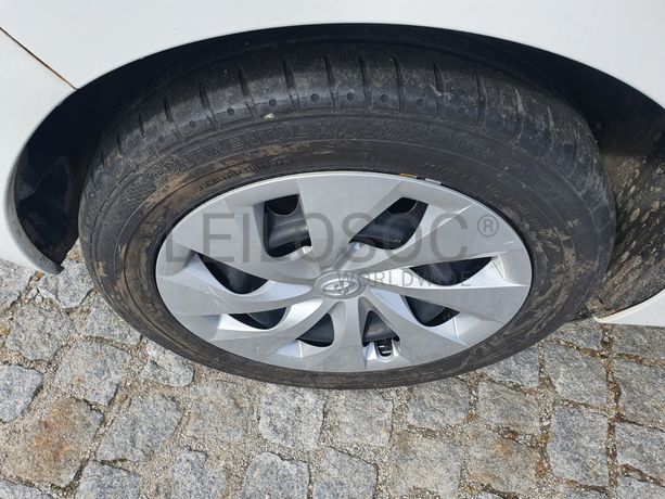 Toyota Auris · Ano 2017