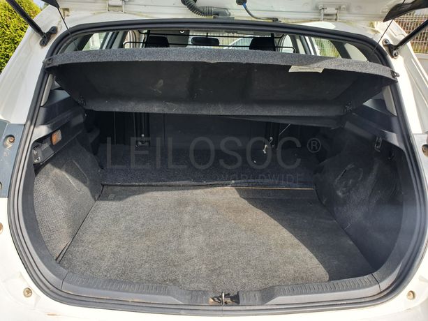 Toyota Auris · Ano 2017