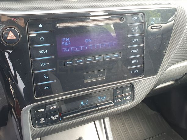 Toyota Auris · Ano 2017