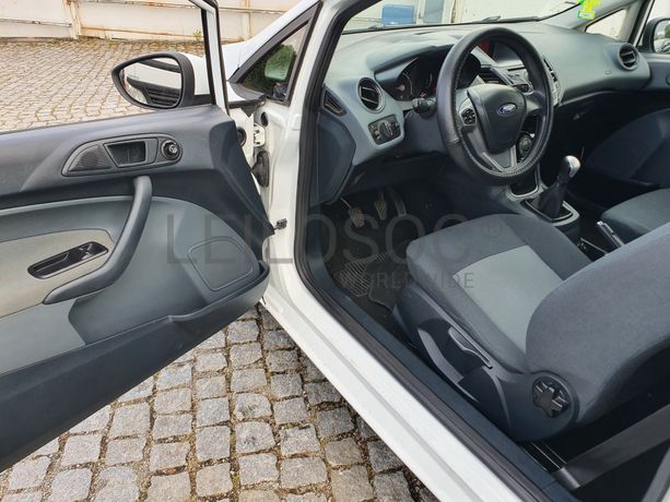 Ford Fiesta · Ano 2010