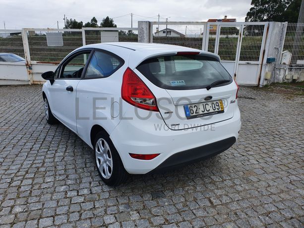 Ford Fiesta · Ano 2010