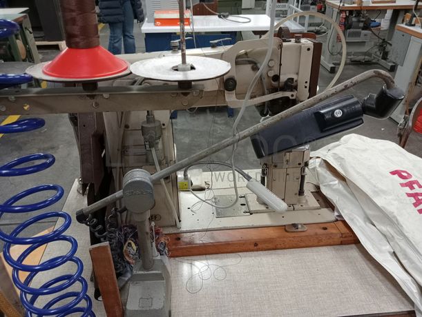 Máquinas de Coluna Alta · Máquina de Zig-Zag