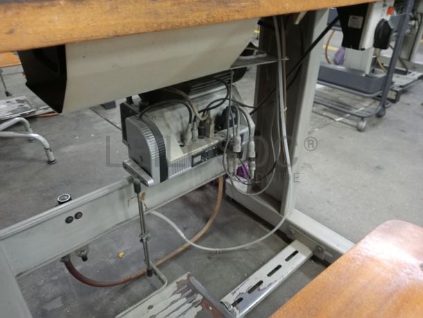 Máquinas de Coluna Alta · Máquina de Zig-Zag · Máquina de Queimar