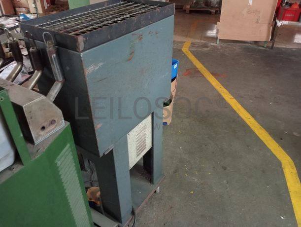 Máquinas para Tirar Formas · Máquina de Montar Bicos · Máquina de Aquecer Cortes · Reativador