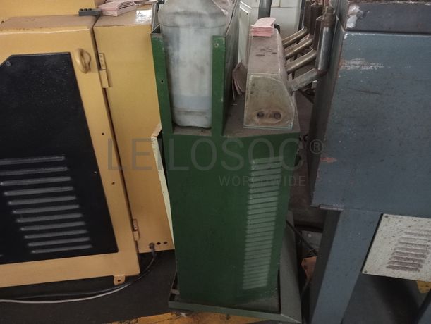 Máquinas para Tirar Formas · Máquina de Montar Bicos · Máquina de Aquecer Cortes · Reativador