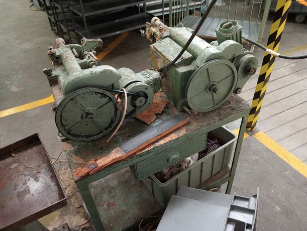 Material Informático · Equipamento de Escritório · Amostras de Calçado · Maquinaria