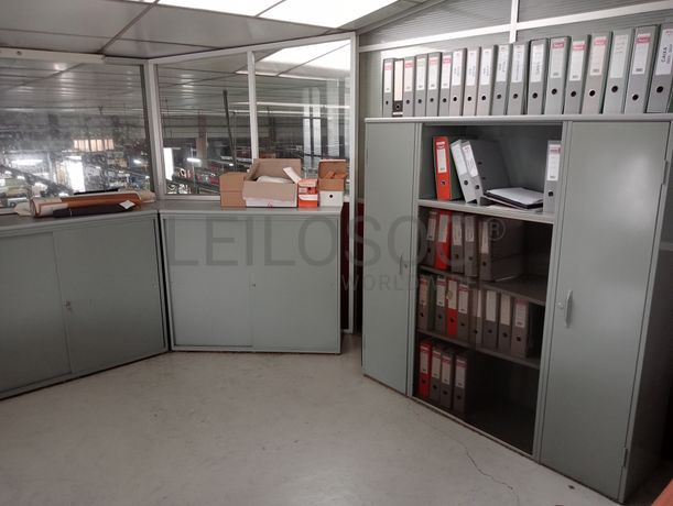 Material Informático · Equipamento de Escritório · Amostras de Calçado · Maquinaria