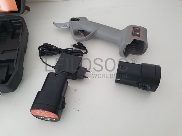 TESOURA A BATERIA DAEWOO