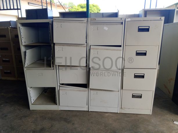 Armários metálicos