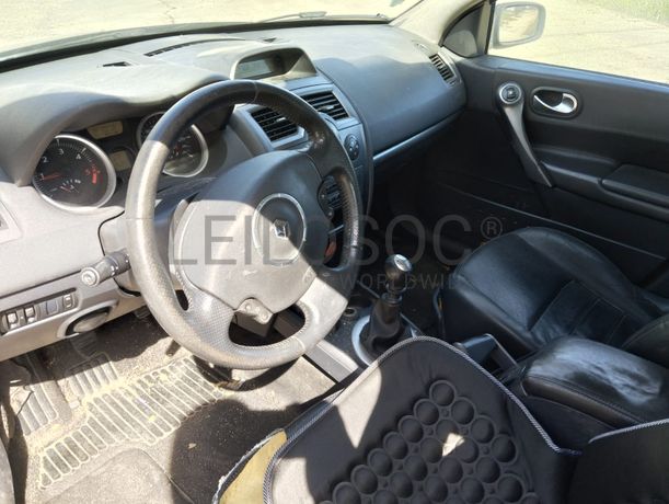 Renault Mégane 1.5 DCI · Ano 2006