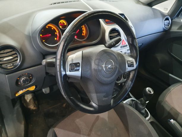 Opel Corsa · Ano 2007
