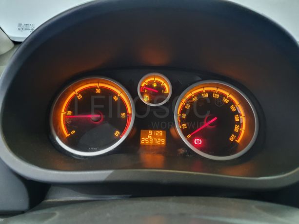 Opel Corsa · Ano 2007