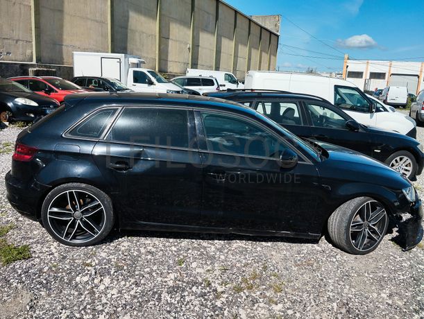 Audi A3 1.6 TDI · Ano 2014