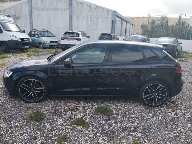 Audi A3 1.6 TDI · Ano 2014