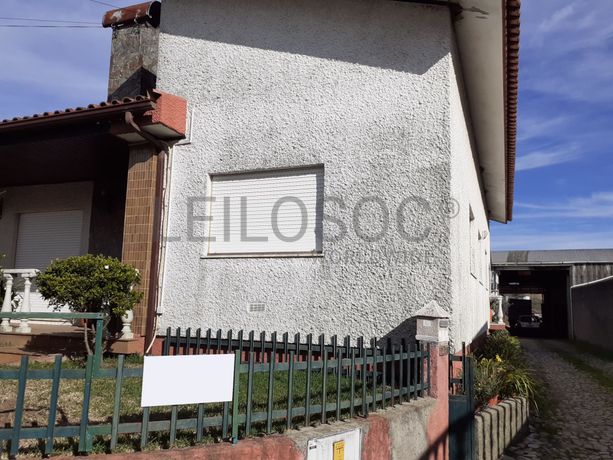 Armazém + Moradia · Albergaria-a-Velha, Aveiro