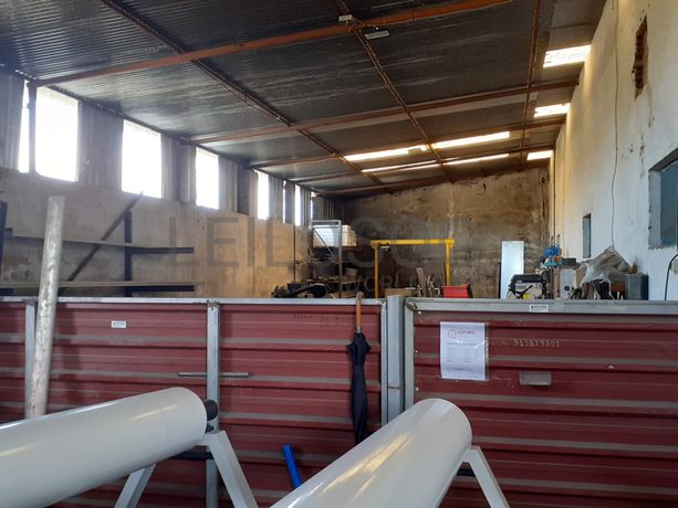 Armazém + Moradia · Albergaria-a-Velha, Aveiro