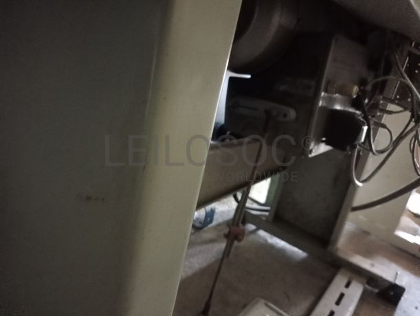 Máquina de coluna alta