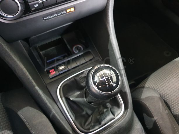 Volkswagen Golf · Ano 2009