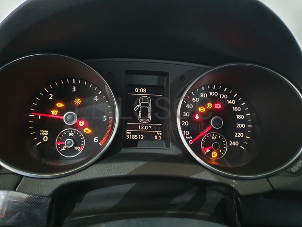 Volkswagen Golf · Ano 2009