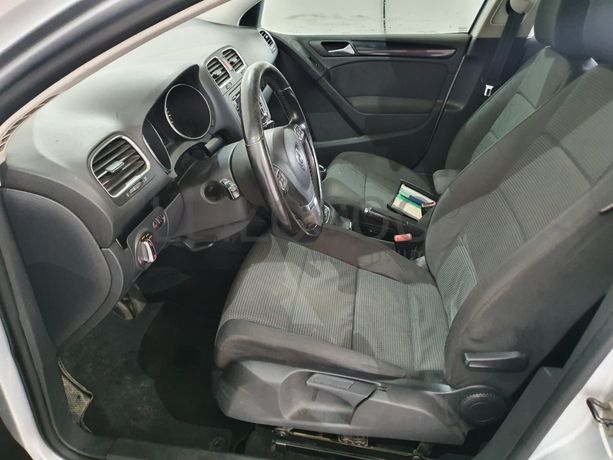 Volkswagen Golf · Ano 2009