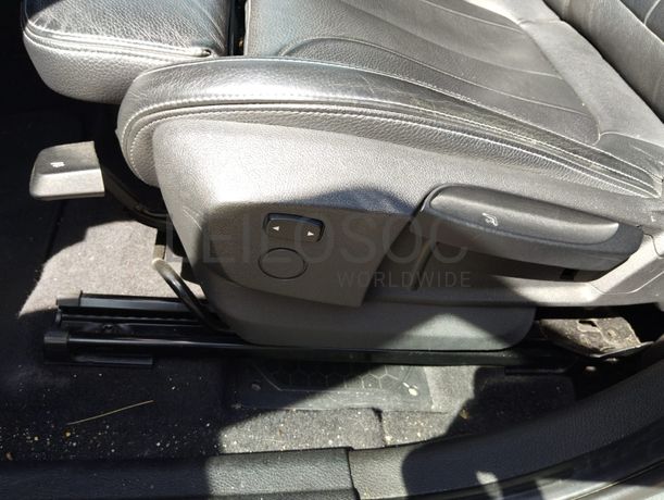 BMW 216D · Ano 2015