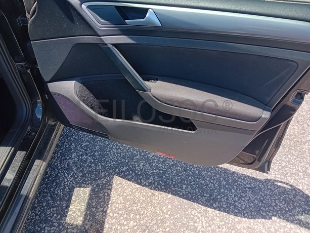 Volkswagen Golf TDI · Ano 2015