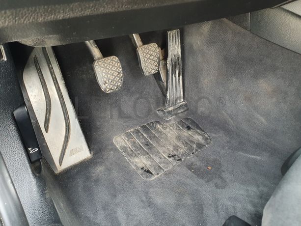 BMW 318D · Ano 2014