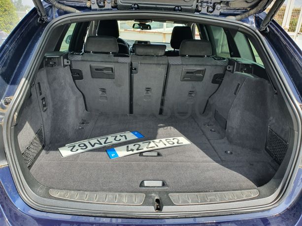 BMW 318D · Ano 2014