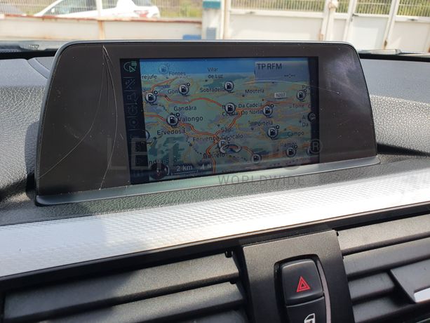 BMW 318D · Ano 2014