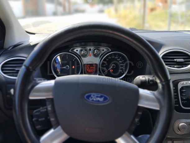 Ford Focus · Ano 2008