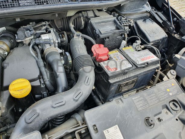 Renault Captur 1.5 DCI · Ano 2016