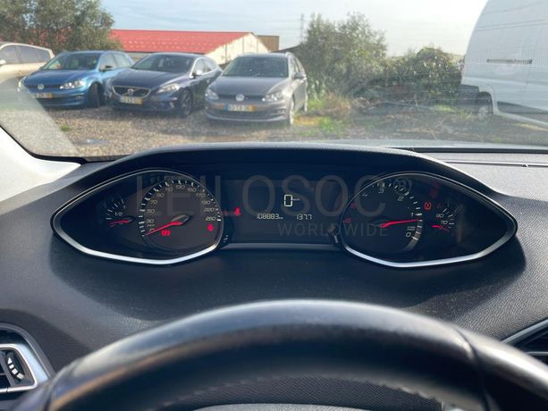 Peugeot 308 · Ano 2018