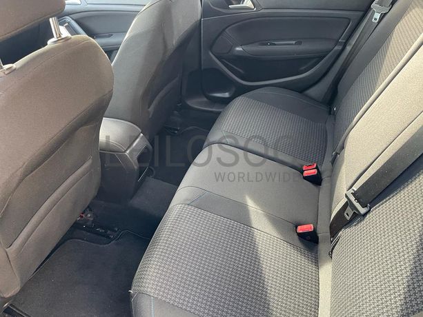 Peugeot 308 · Ano 2018