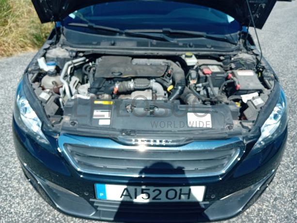 Peugeot 308 · Ano 2015