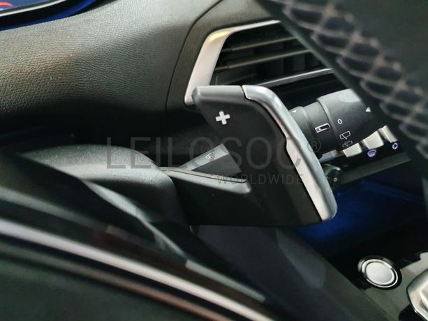 Peugeot 5008 · Ano 2017