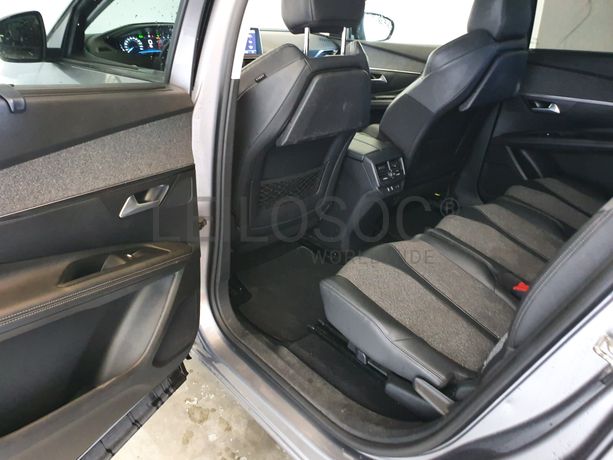 Peugeot 5008 · Ano 2017
