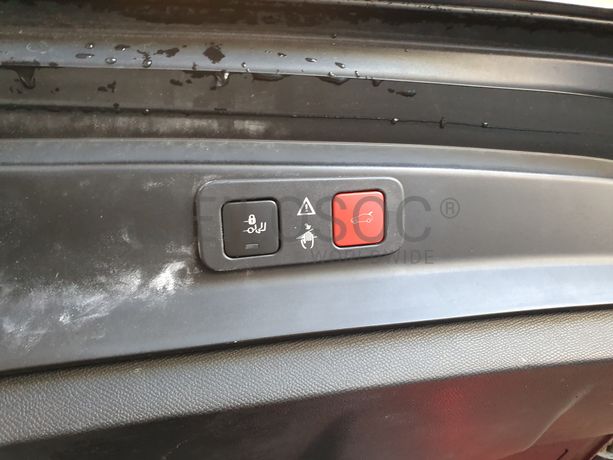 Peugeot 5008 · Ano 2017