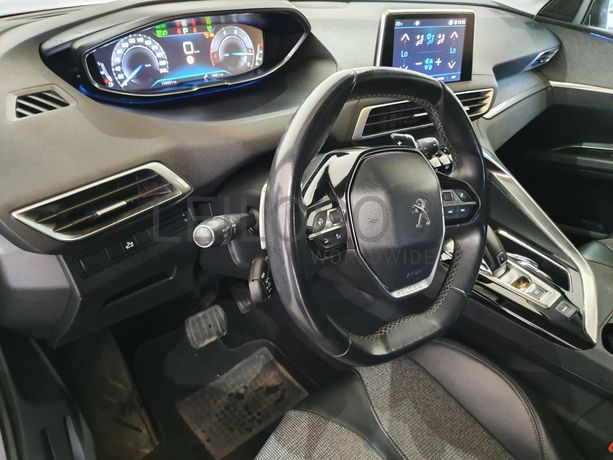 Peugeot 5008 · Ano 2017