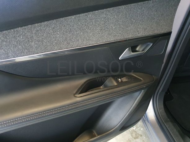 Peugeot 5008 · Ano 2017