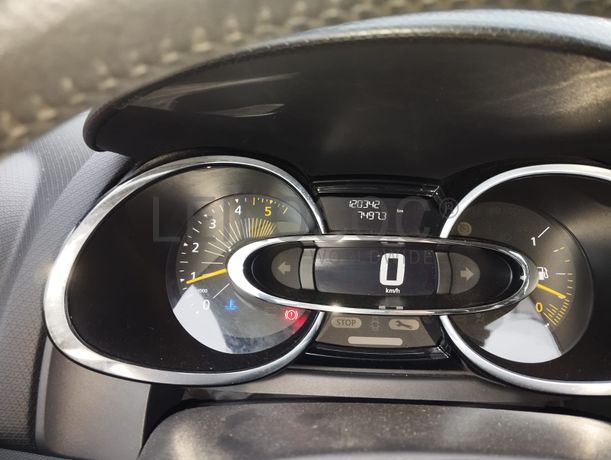 Renault Clio · Ano 2014